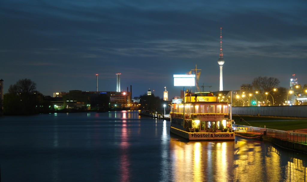 berlin-eastern-comfort-boathotel-hajohotel-hajozashu