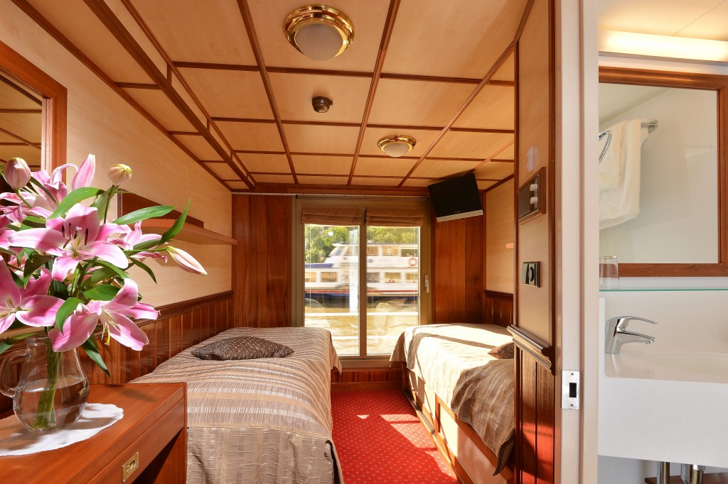 florentina-boat-praga-hajohotel-hajozashu