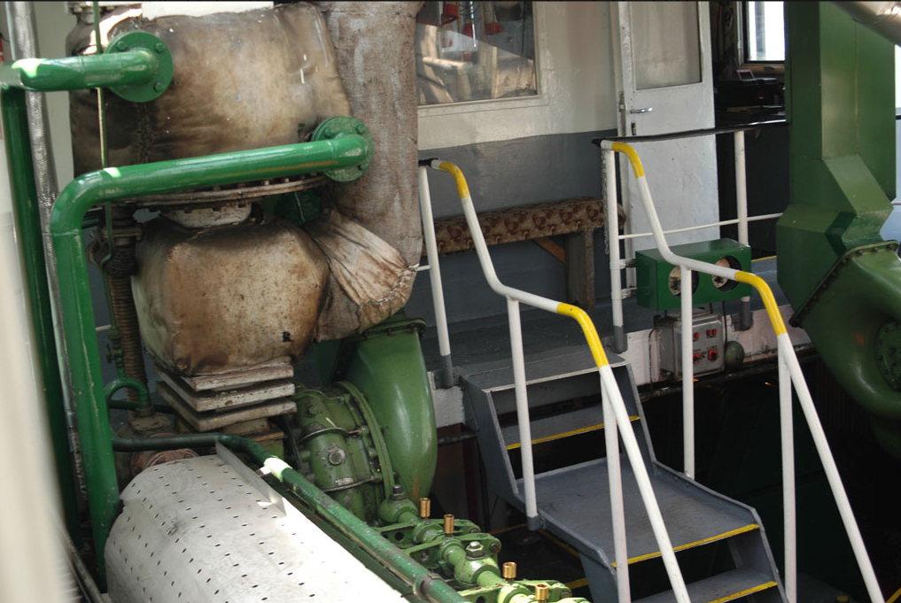 legszuro-turbo-sopron-zuhatagi-tigris-vontatohajo-duna-hajovontatas-teherhajo-budapest-hajozashu