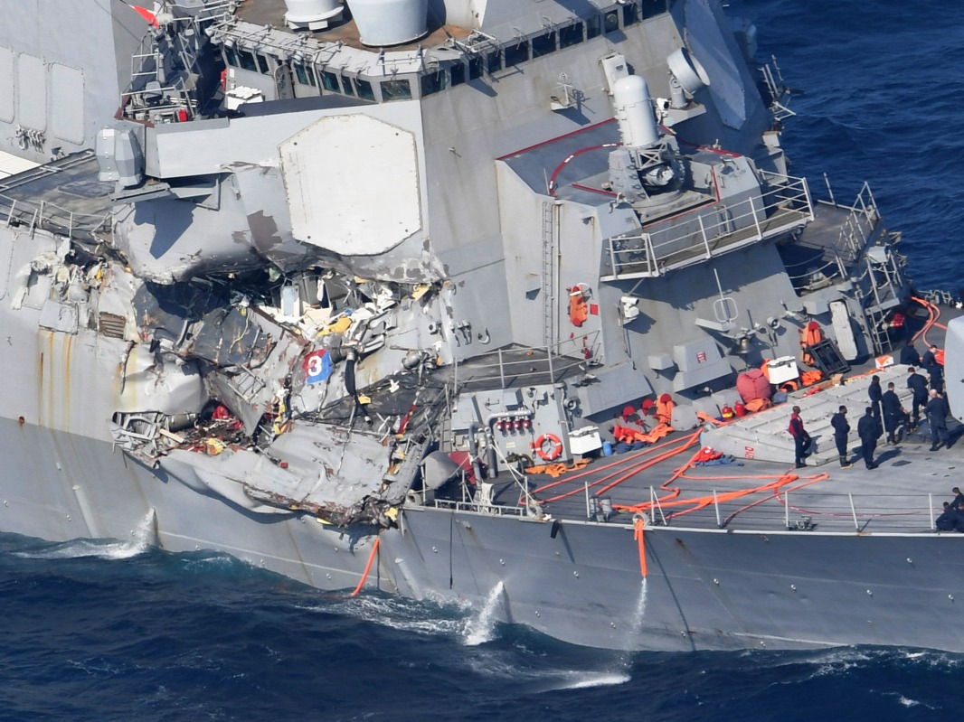 A sérült USS Fitzgerald Forrás: AFP/Yomiuri/Keita Iijima