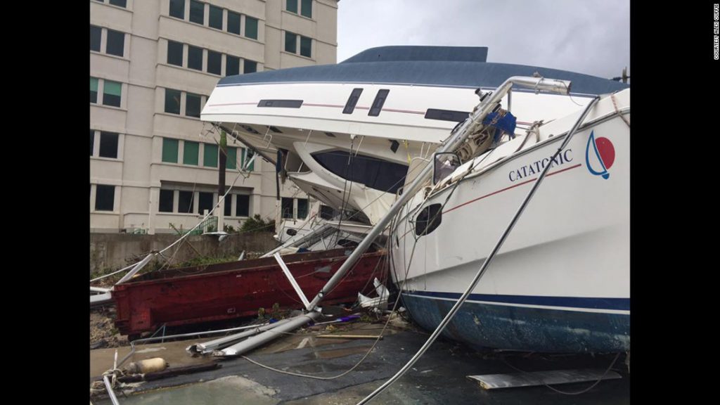 Irma-Hurricane-Hurrikan-Miami-Florida-Yacht-Boat-Ship-Port-Marina-Harbor-HAJOZASHU