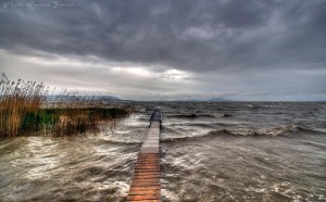 balaton-hajozas-vihar-vitorlazas-hajozashu