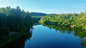 gauja-river-folyo-hajozashu