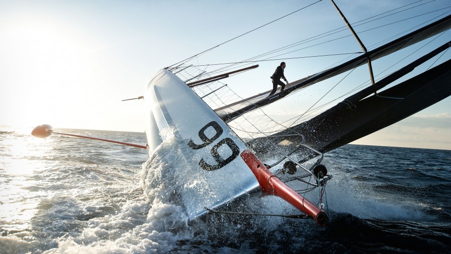 Alex Thomson és a Boss videókampányai
