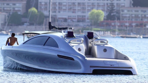 mercedes-benz-yacht-hajozashu
