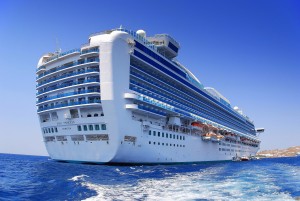 ship-madeira-cruise-ocean-sea-hajozashu