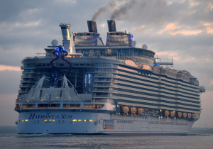 harmony-of-the-seas-southampton-oceanjaro-vilag-legnagyobb-hajoja-hajozashu