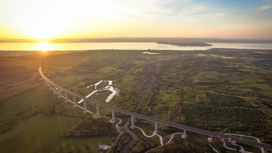 koroshegyi-volgyhid-balaton-m7-hajozashu