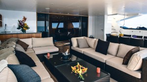 mashua-bluu-superyacht-csanyi-sandor-hajozashu