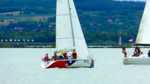 dolce-vita-48kekszalag-vitorlazas-balaton-hajozashu