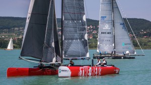 extreme40-the-red-black-jack-sl33balaton-sailing-vitorlazas-hajozashu