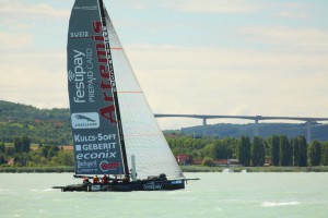 48kekszalag-balaton-balatonfured-hajozas-vitorlazas-sailing-boat-catamaran-katamaran-hajozashu