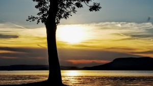 badacsony-este-night-balaton-sunset-naplemente-sailing-vitorlazas-hajozashu