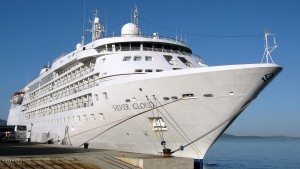 silver-cloud-ship-rio-olympics-hotel-basketball-team-usa-hajozashu