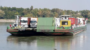 esztergom-parkany-komp-duna-fejlesztes-hajozashu