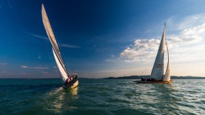 leo-szabo-klasszikus-cirkalo-lillafured-tramontana-sirocco-vitorlas-hajo-balaton-balatonfured-tihany-hajozashu