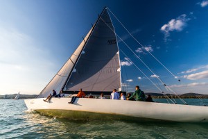 leo-szabo-klasszikus-cirkalo-vitorlas-hajo-balaton-balatonfured-tihany-hajozashu