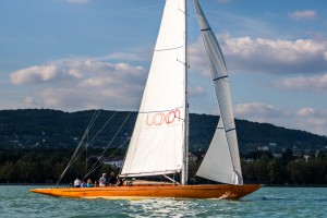 leo-szabo-klasszikus-cirkalo-vitorlas-hajo-balaton-balatonfured-tihany-hajozashu