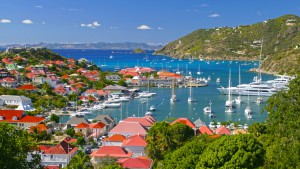 port-of-gustavia-st-barts-legdragabb-kikoto-vitorlazas-yacht-hajozashu