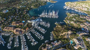 porto-cervo-sardinia-vilag-legdragabb-kikotoje-vitorlazas-yacht-hajozashu