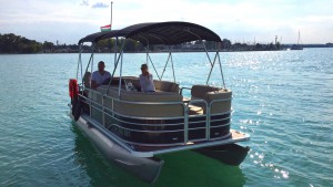 sunchaser-traverse-deluxe1-pontoonhajo-balaton-hajozashu
