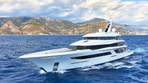 superyacht-joy-feadship-jacht-hajozashu