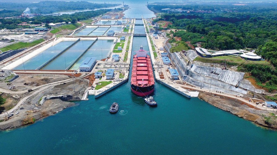 Óriás hajók az új Panama-csatornán