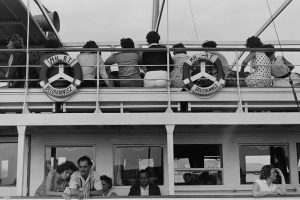 balaton-60as-70-es-evekben-trabant-nemet-turista-szot-udulo-vitorlazas-strandolas-nyaralas-hajozashu