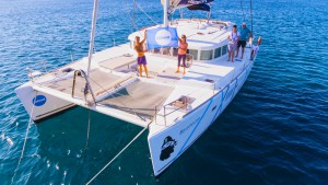 coboat-catamaran-katamaran-kozossegi-iroda-hajo-nyaralas-travelwork-hajozashu