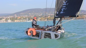 fazekas-gabor-balatonkerulo-rajt-szolovitorlazas-sailing-pauger-p26-tantal-hajozashu