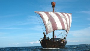 kogge-ship-13-szazadi-vitorlas-regesz-foldkozi-tenger-kutatocsoport-hajozashu