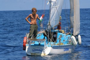 meder-aron-foldkerules-carina-vitorlas-hajo-sailing-world-around-the-world-hajozashu
