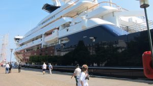 octopus-paul-allen-megayacht-hajozashu