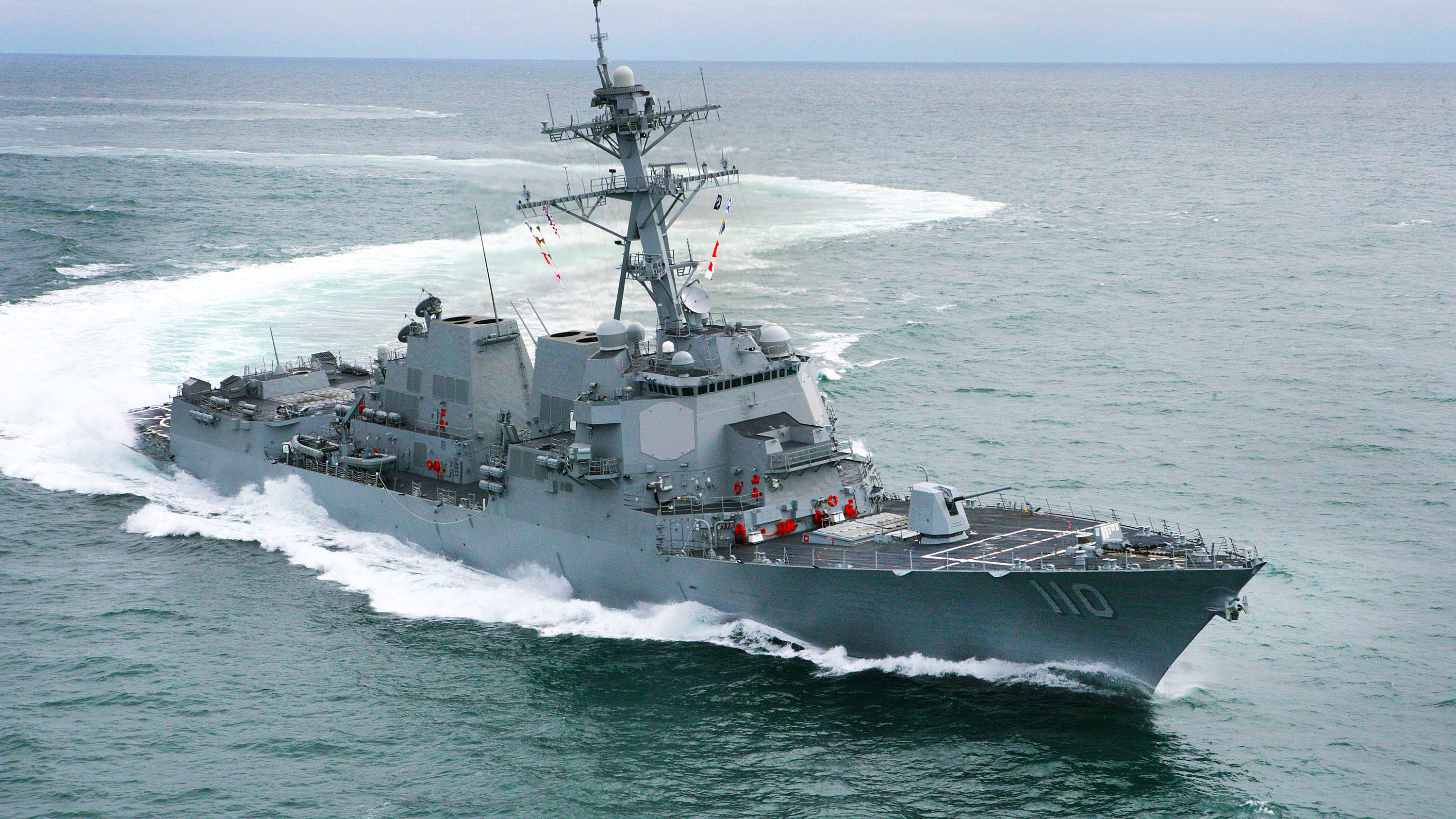 uss-nitze-usa-navy-ship-amerikai-hadihajo-tamadas-hajozashu
