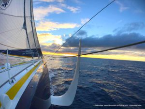 spirit-of-hungary-vendee-globe2016-sailing-fa-nandor-alex-thomson-vitorlazas-hajozashu-edmond-de-rotchild