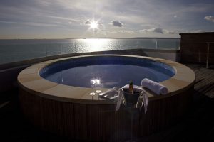 spitbank-fort-hotel-portsmouth-sailing-vitorlazas-hajozashu-este