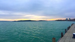 balatonfured-viharos-szel-fagyos-idojaras-vitorlazas-sailing-balatonfured-hajozashu