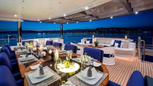 excellence-v-superyacht-jacht-milliardos-hajozashu2
