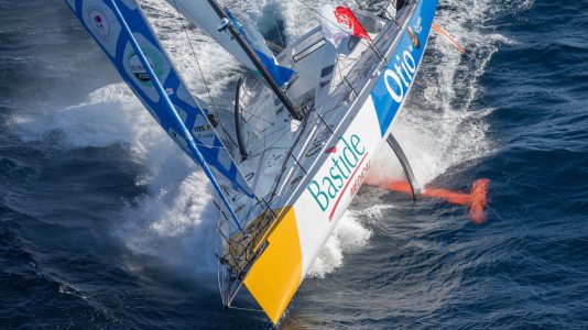 Kito de Pavant Vendée Globe hajóst menteni kell