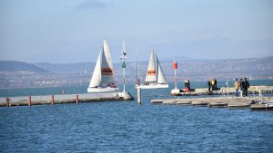 mikulas-regatta-balatonlelle-bl-yacht-club-hotel-kikoto-vitorlazas-hajozashu