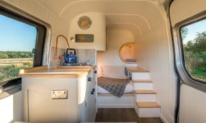 2012-mercedes-benz-sprinter-interior-vitorlashajo-hajozashu1