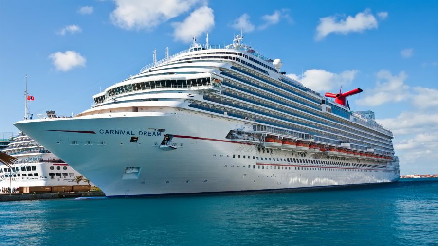 Chippel látnák el a luxushajó utasait