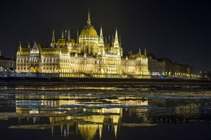 duna-budapest-jegzajlas-hungary-landscape-marjai-janos-hajozashu