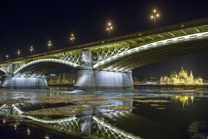 duna-budapest-jegzajlas-hungary-landscape-marjai-janos-hajozashu