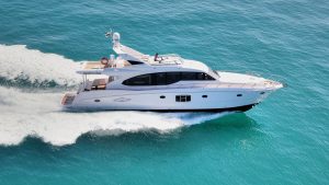 ghana-gazdagok-yacht-luxus-igy-elnek-wellness-utazas-hotel-hajozashu