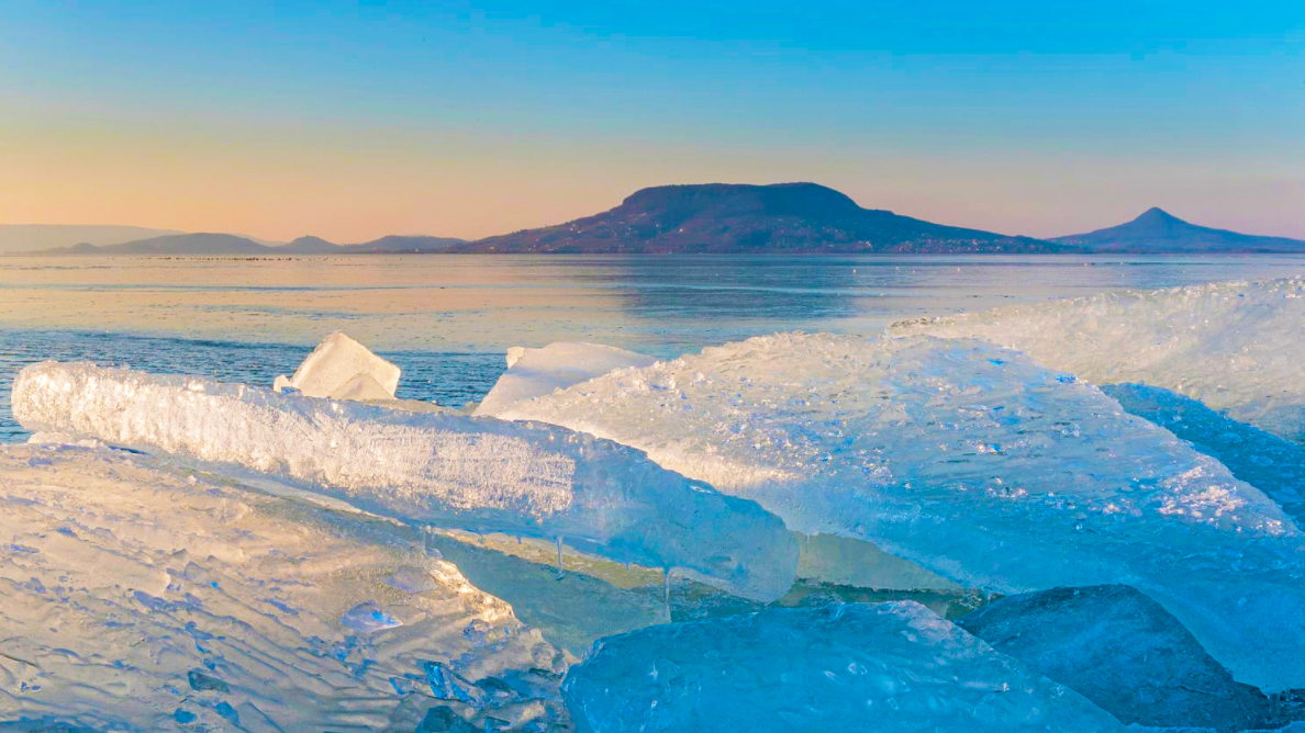 jeg-balaton-badacsony-winter-ice-sunset-naplemente-hajozashu