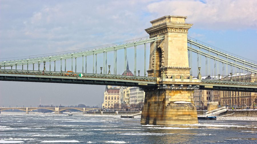 11 milliárdból javítanak a Duna hajózhatóságán