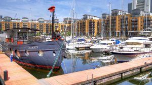 matrix-island-lakohajo-london-st-katherine-dock-hajozashu