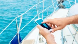 telefon-roaming-dij-eltorles-olcso-telefon-kulfold-europai-unio-vitorlazas-sailing-hajozashu