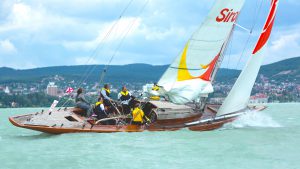 Sirocco Czittel Kollmann Andras Fotokiallitas Kekszalag Balatonfured HAJOZASHU